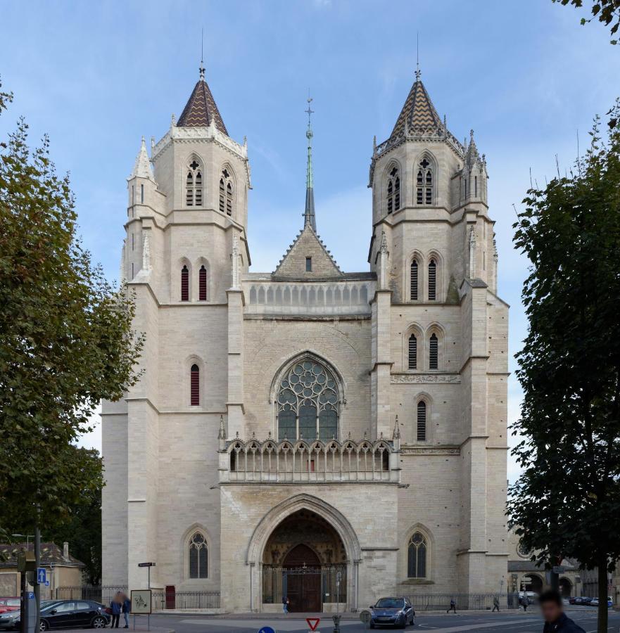 Le Saint Be Confort-Centre-Ville - 8 Voyageurs Dijon Bagian luar foto